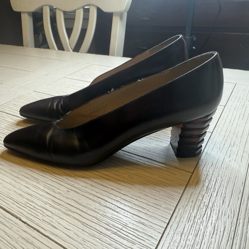 Stuart Weitzman Vintage Brown‎ Leather 3" Amber Lucite Heels. Sz 8.5.
